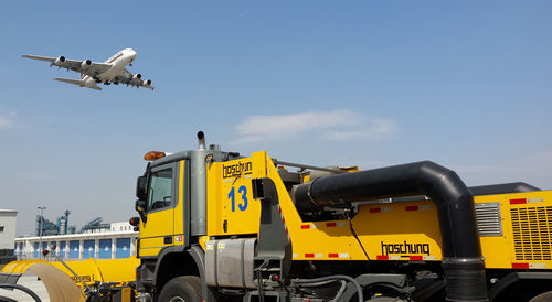 Vehículo quitanieves - Jetbroom 9000 A/H - Boschung Mecatronic AG - diésel