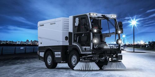 Barredora aspiradora para montaje en vehículo - CityCat VS20e - Bucher Municipal AG - eléctrica / de exterior / con 3 cepillos
