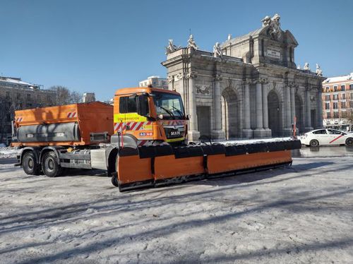 Quitanieves ancho - Teplex - Bucher Municipal AG - para vehículos ligeros