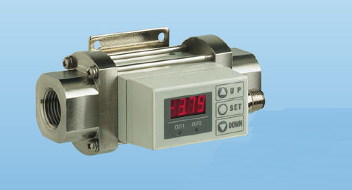 Controlador de caudal térmico - DVK - KOBOLD INSTRUMENTATION - para líquido / en línea