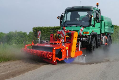 Barredora montada en camión - SFK series  - Dücker, Gerhard, GmbH & Co. KG  - para tractor / para minicargadora / hidráulica