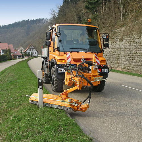 Brazo desbrozador brazo desbrozador - MRM 300 - MULAG Fahrzeugwerk Heinz Wössner GmbH u. Co. KG