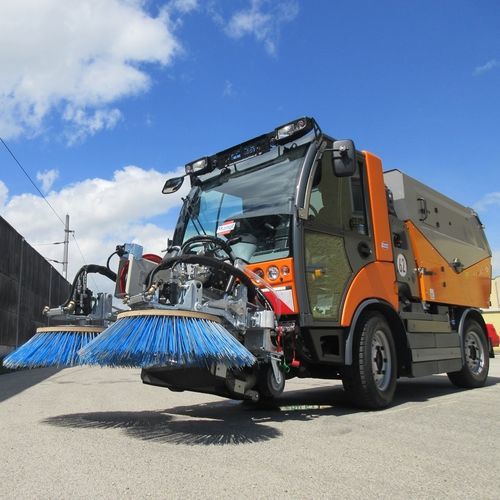 Barredora para montaje en vehículo - TK-M29 - Gebrüder TRILETY GmbH  - hidráulica / de calle / de desechos