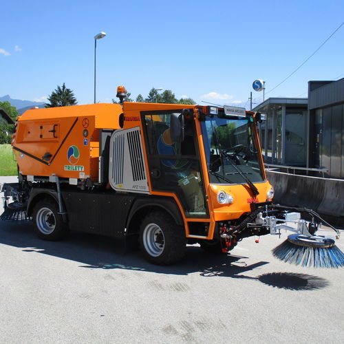 Barredora para montaje en vehículo - MCK-H - Gebrüder TRILETY GmbH  - hidráulica / de calle / de polvo