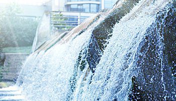 Microplanta para tratamiento de aguas residuales biológica - ULTRAWAVES Wasser- & Umwelttechnologien GmbH  