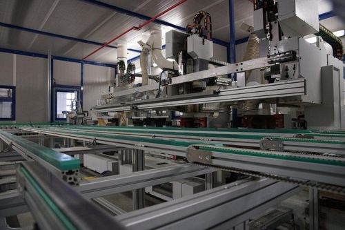 Línea de producción para perfiles de aluminio - STEP - Working Process - de productos de madera / de ventana / automática