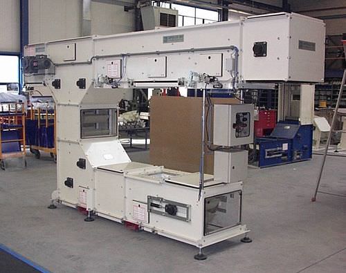 Elevador de cangilones con motor - APOLLO VTS B.V.