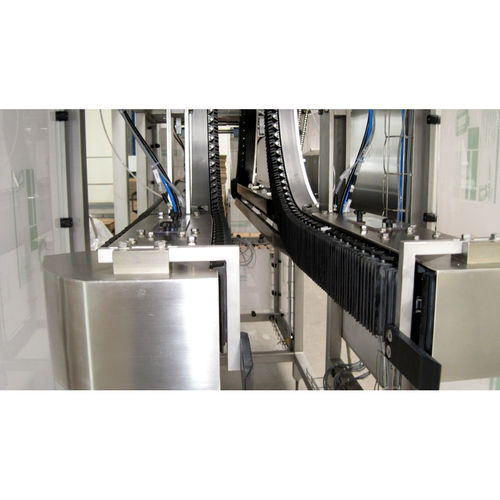 Transportador con cadena - Gronemeyer Maschinenfabrik GmbH & Co. - de cuña / para botellas / para procesos