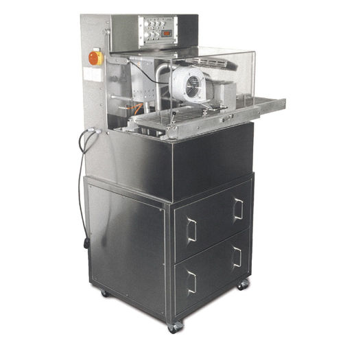 Máquina de recubrimiento y temperado continua - C series - LCM Schokoladenmaschinen GmbH - para chocolate