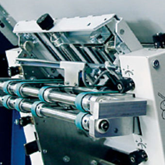 Máquina plegadora para papel - KF 31 - Mathias Bäuerle GmbH  - de corte / de grandes dimensiones