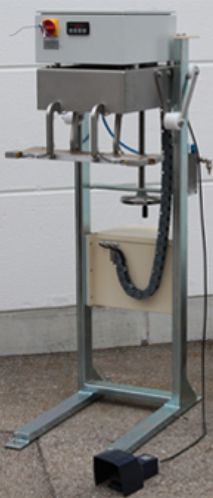 Termoselladora automática - VIS - VCG Flüssigkeitsfüllmaschinen GmbH - para cierre de bolsas / de acero inoxidable / neumática