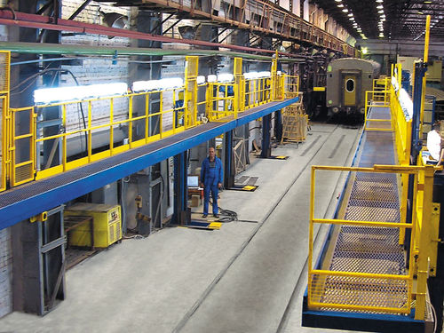 Plataforma de trabajo - Techvagonmash - de elevación / para vehículo ferroviario / de largo alcance