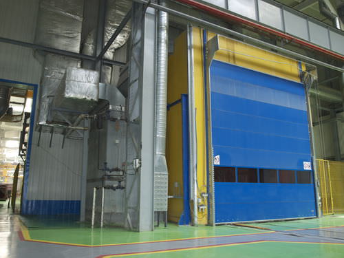 Cabina de pintura cerrada - Techvagonmash - para aplicaciones ferroviarias / con filtro