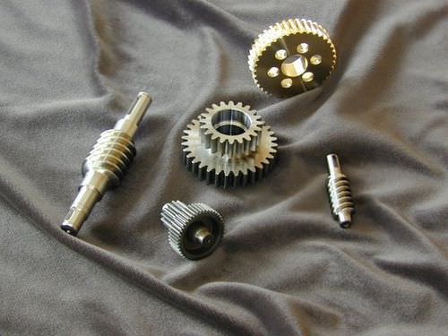 Engranaje de tornillo sin fin - WMH Srl - helicoidal / a medida