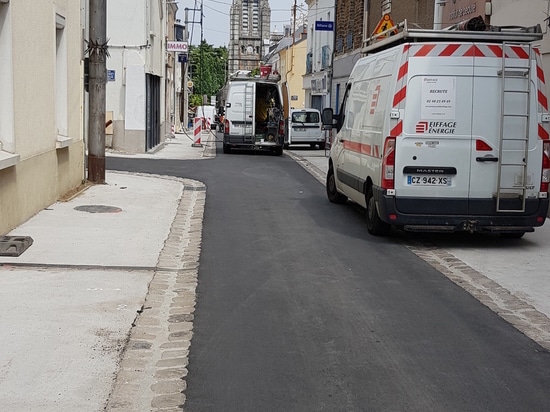 NANTES: ESCUDOS ANTIOLOR PARA EL CENTRO DE NANTES