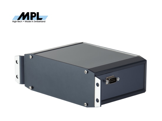 μMAXBES-C8F2 vista posterior con brida