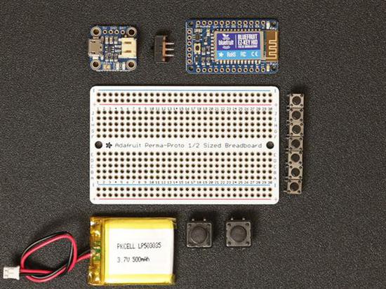 Haga su propio gamepad sin hilos impreso 3D de la aduana