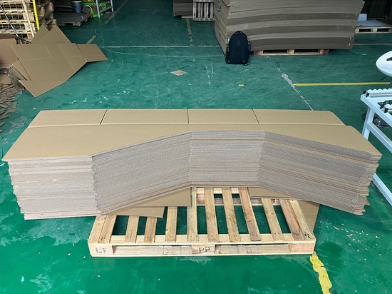 BM2508-Pro Máquina para fabricar cajas de cartón ondulado con tapa abierta