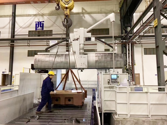Impulsando la fabricación global: Máquinas de moldeo por inyección SOUND - Innovación desde 1955