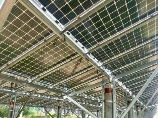 La corrosión galvánica es un problema importante en la industria fotovoltaica.