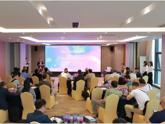 Dentro de SOUND Machinery 2025 Dealer Summit｜9000-Ton Injection Power Unleashed