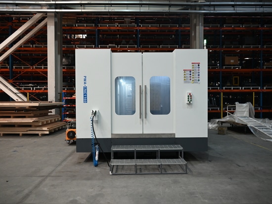PRATIC produce una gama completa de tipos de centros de mecanizado CNC