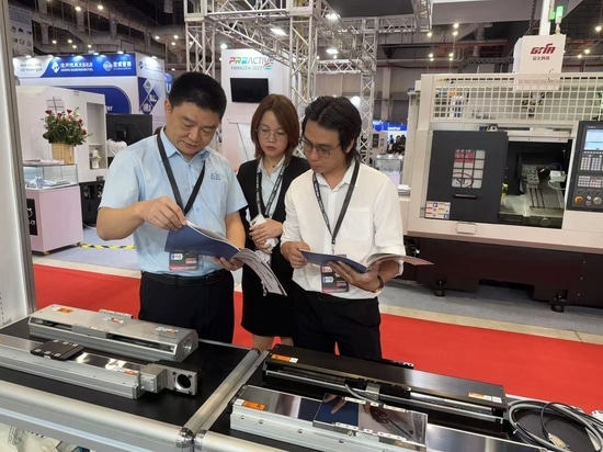 Nuestra fábrica, protagonista de la principal feria de fabricación de Vietnam con soluciones de automatización en directo
