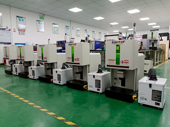 Envío de la máquina de marcado láser cerrada adquirida por el gobierno de Omán