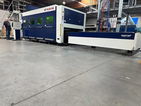 La máquina de corte por láser SUNTOP satisface con éxito las necesidades de los clientes alemanes de procesamiento de chapa metálica