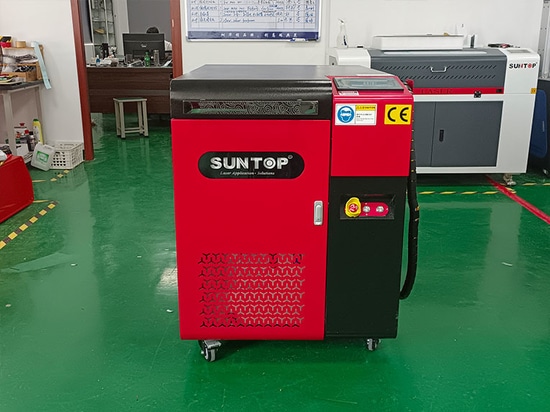 Un cliente italiano adquiere con éxito el limpiador láser portátil Suntop 2000W