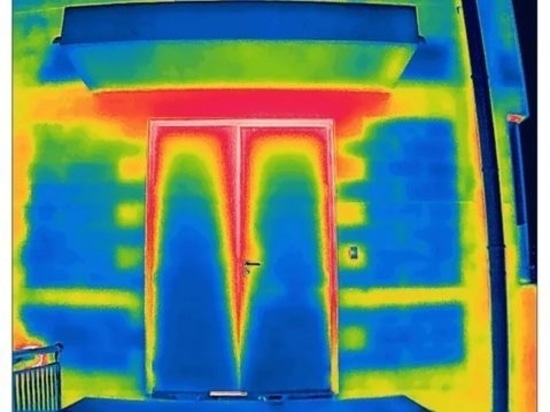 Inspección de juntas de puertas y ventanas