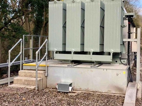 Foso de contención de incendios SANERGRID TRT H con rejilla Cubiertas de aguas pluviales EXTICOV y PETROPIE SPI