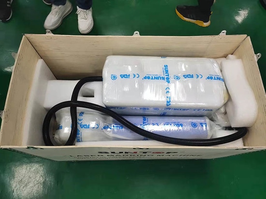 Máquina de marcado láser portátil comprada por un cliente colombiano embalada y enviada con éxito