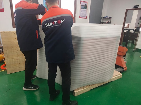Máquina de soldadura láser portátil Suntop 3 en 1 lista para su envío a un cliente ruso