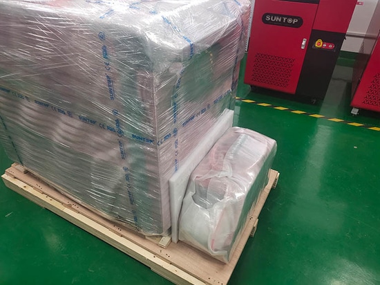 Máquina de soldadura láser portátil Suntop 3 en 1 lista para su envío a un cliente ruso