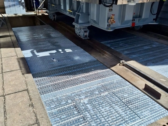 Nuevo proyecto de Sonec para un sitio hidroeléctrico : cubierta Exticov LHD instalada