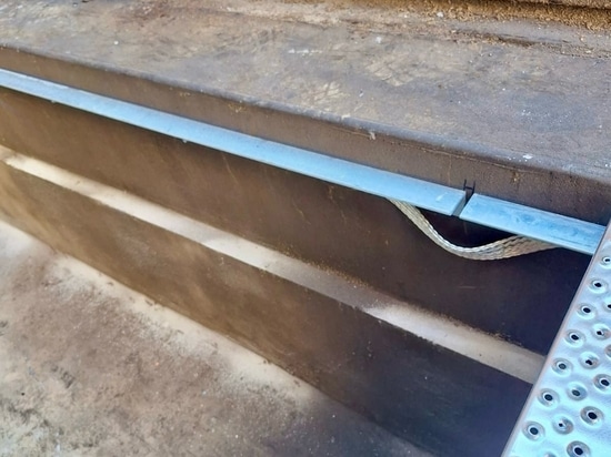 Nuevo proyecto de Sonec para un sitio hidroeléctrico : cubierta Exticov LHD instalada