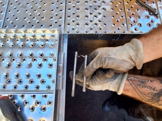 Nuevo proyecto de Sonec para un sitio hidroeléctrico : cubierta Exticov LHD instalada