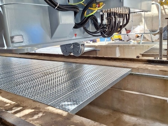 Nuevo proyecto de Sonec para un sitio hidroeléctrico : cubierta Exticov LHD instalada