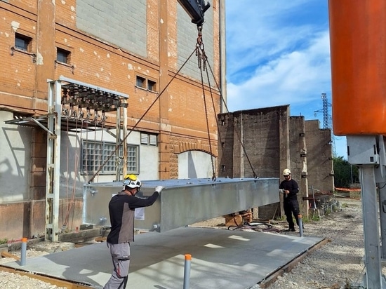 Instalación rápida del sistema de retención ERT MODULO de Sanergrid en un transformador eléctrico