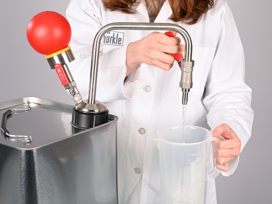 Bomba para disolventes para bidones de hojalata, accionamiento manual (Bürkle GmbH)