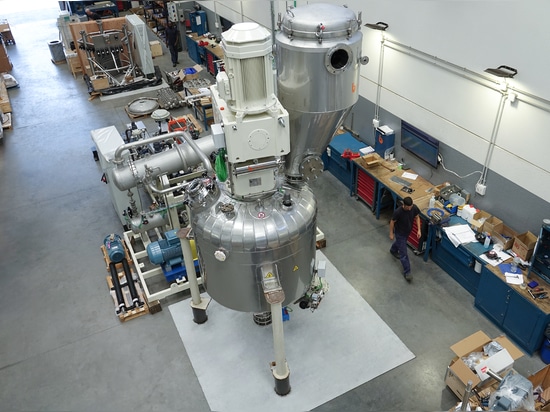 Secador al vacío vertical de 2.500 L para química nacional
