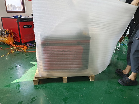 Soldador láser portátil 4 en 1 Suntop 1500W: rigurosamente probado y enviado a Italia