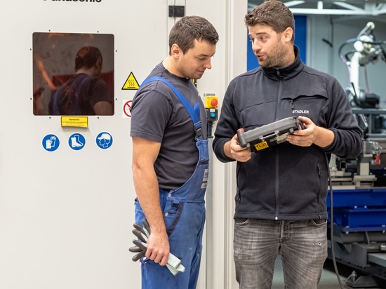 STADLER AUMENTA SU EFICIENCIA CON EL SISTEMA AUTOMATIZADO DE SOLDADURA ROBOTIZADA DE PANASONIC