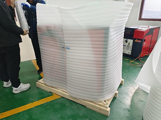 Cliente italiano se asocia con Suntop Laser para la compra repetida de una máquina de limpieza láser portátil de 3000 W