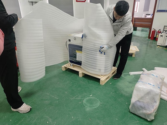 Entrega satisfactoria de una máquina de soldadura láser 4 en 1 de 1500 W a Alemania