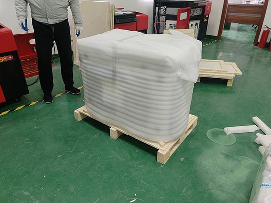 Entrega satisfactoria de una máquina de soldadura láser 4 en 1 de 1500 W a Alemania
