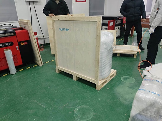 Entrega satisfactoria de una máquina de soldadura láser 4 en 1 de 1500 W a Alemania