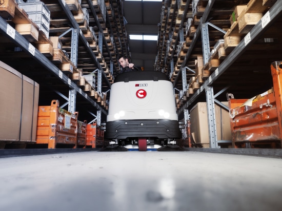 C120: La fregadora de pavimentos industrial Comac, diseñada para todas las necesidades de limpieza