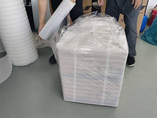 Marcador láser portátil con protección y todas las funciones, personalizado y enviado a Polonia